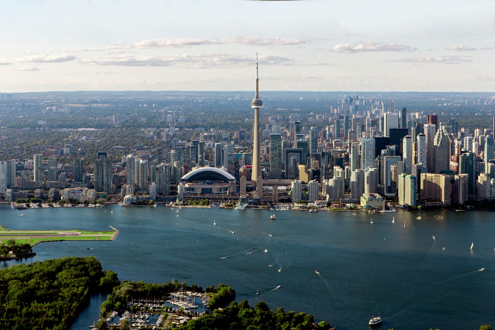 The Toronto skyline at dusk